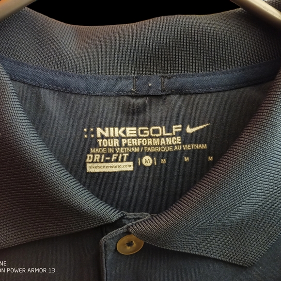 Nike T-Shirt - Picture 1 of 2